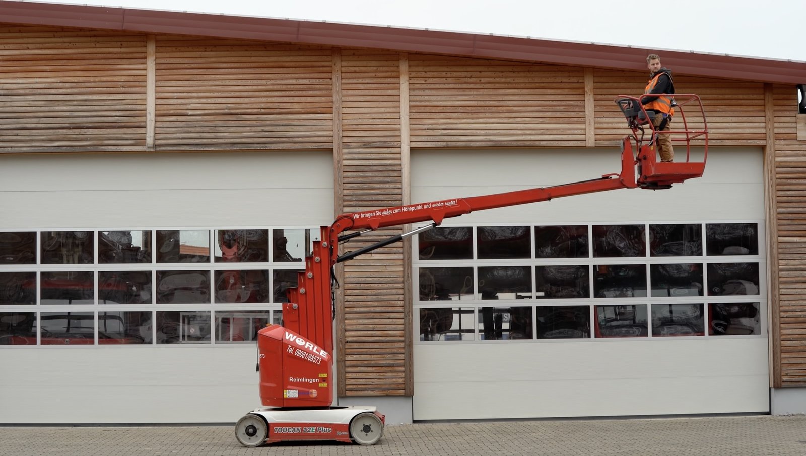 Hubmast-/Senkrechtbühne Wörle GmbH